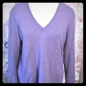 100 % Cashmere V-neck